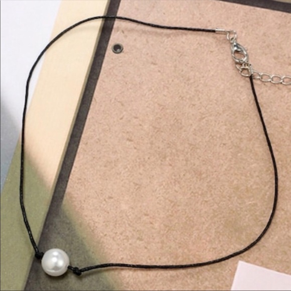 pearl choker - Picture 2 of 4